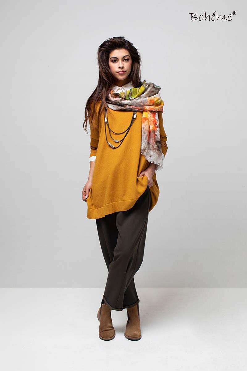 Pullover round neck