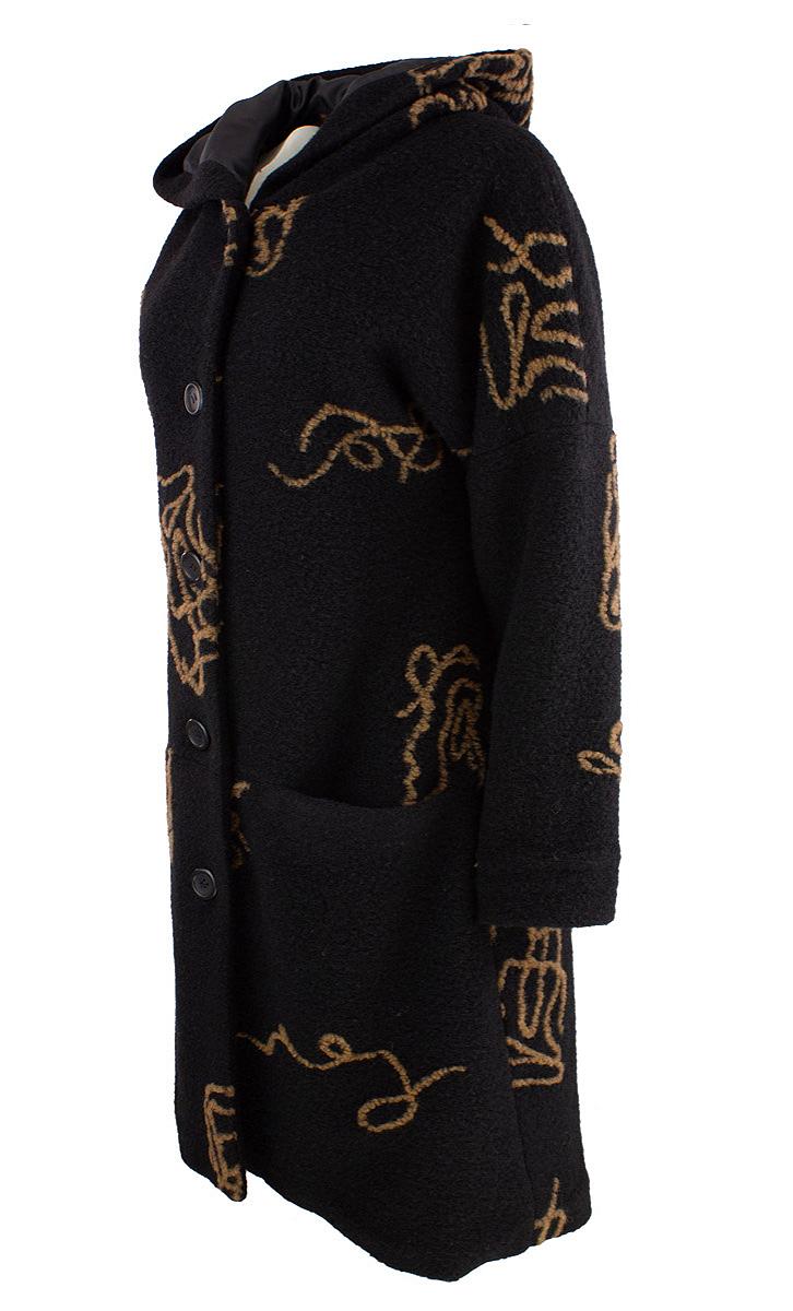 Coat w/hood embr.