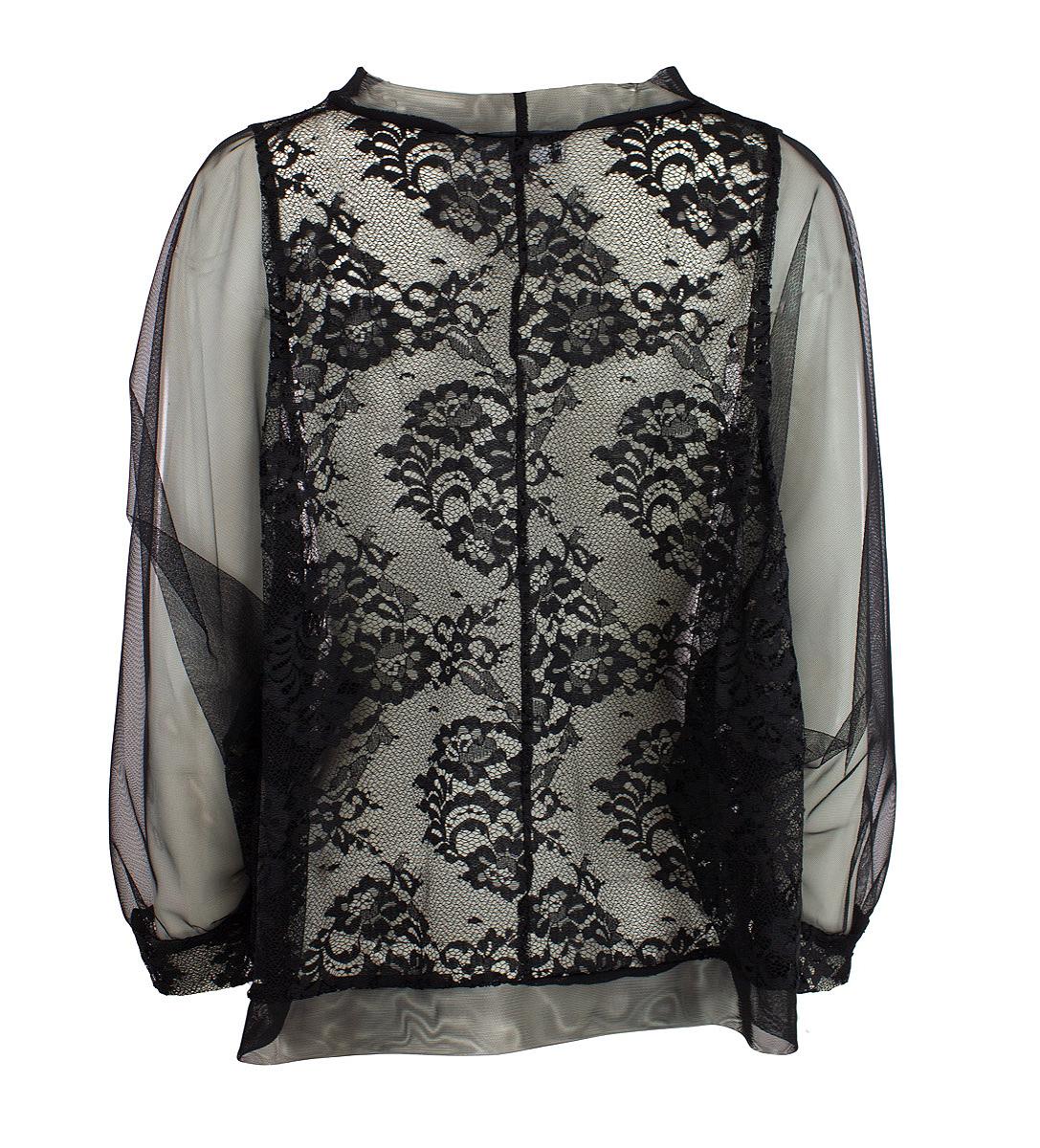 Blouse mesh sleeve