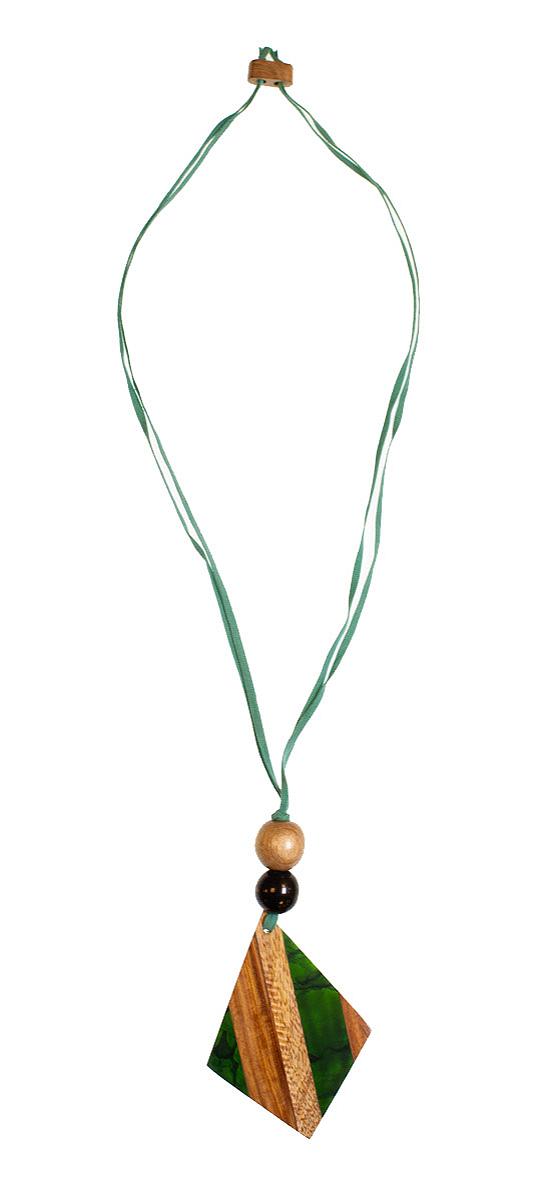 Necklace long